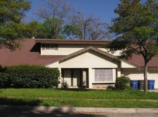 3631 Richwood Dr, San Antonio, TX 78230