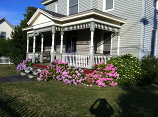 4420 Main St, Chincoteague Island, VA 23336