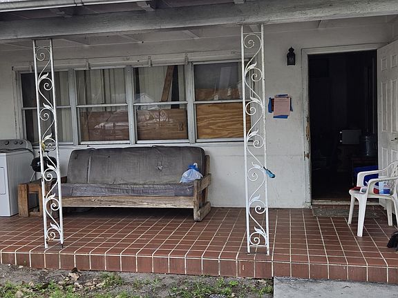 2nd image of 1544 Prairie Road