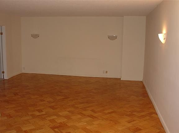 2nd image of 415 E 37th St APT 06J