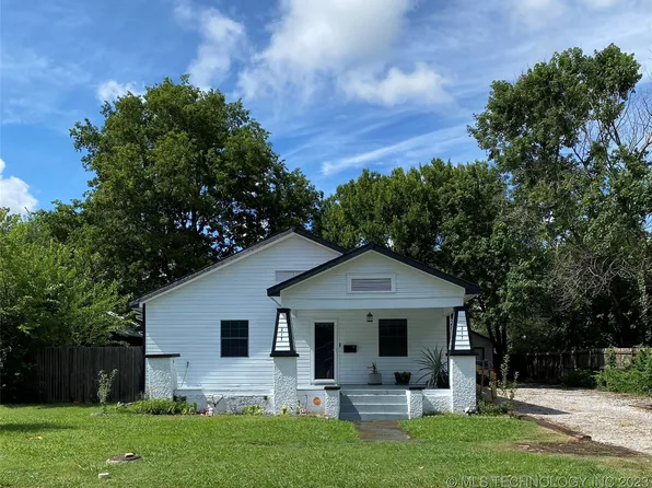 217 W 11th Ave, Bristow, OK 74010
