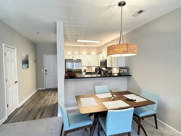 2621 Oldgate Dr APT 202, Raleigh, NC 27604