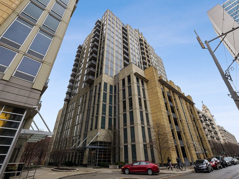1st image of 720 N Larrabee St APT 1001