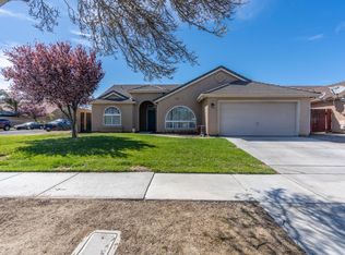 535 Lexington Ct, Los Banos, CA 93635