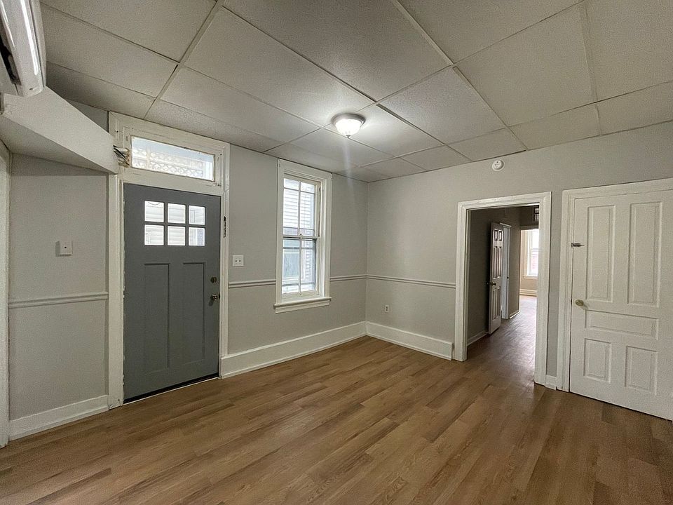 1st image of 768 W Philadelphia St APT 1