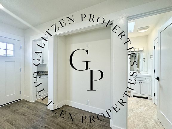 5th image of 323 6th St APT B