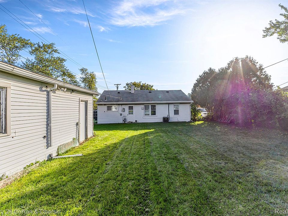 555 Lytle Pl, photo 19