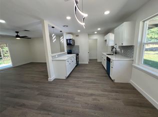 8020 Laura St, North Richland Hills, TX