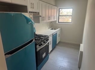 671 Bronx River Rd #5Z, Yonkers, NY 10704