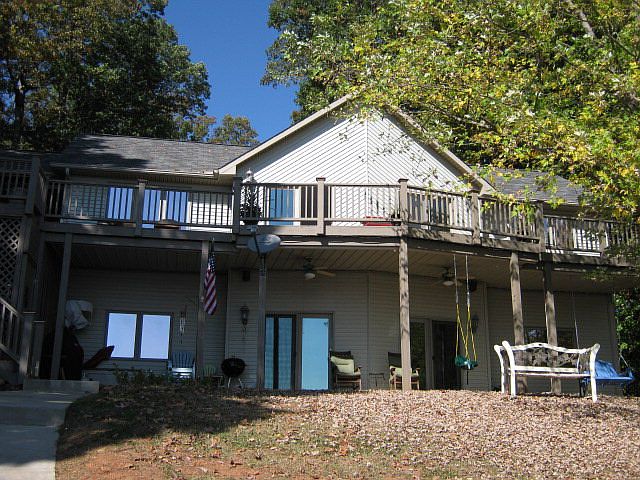 1st image of 20 Dogwood Way