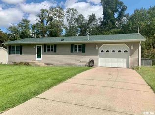 56 Adkins St, Metropolis, IL 62960