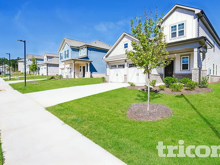 2448 Lennox Rd SE — Photo 21