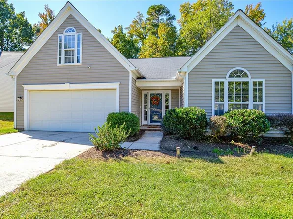 3339 Cherrybrook Dr, Jamestown, NC 27282