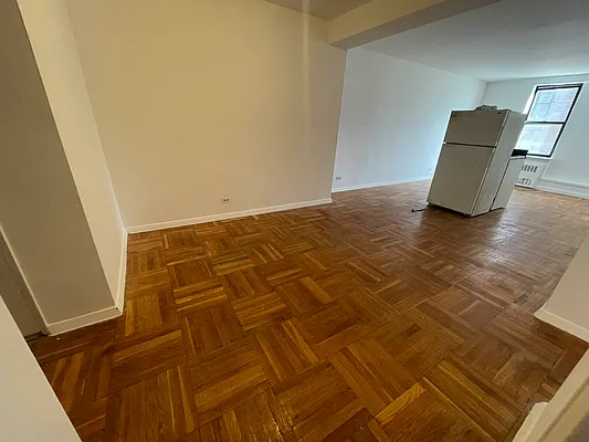 Rented by Premier One Realty LLC | media 6