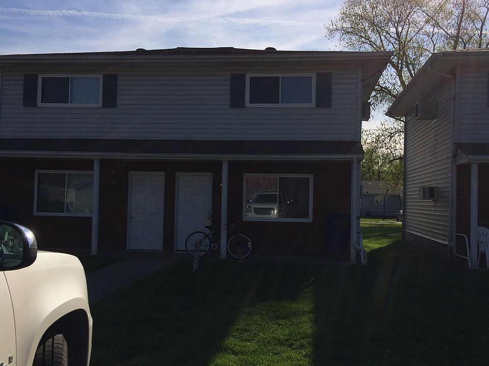 2nd image of 308 3rd St W APT 4