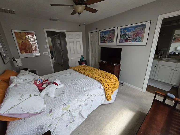 8915 Walnut Gable Ct — Photo 3