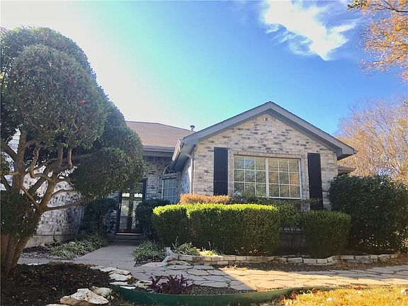 2nd image of 5358 Crescent Lake Dr