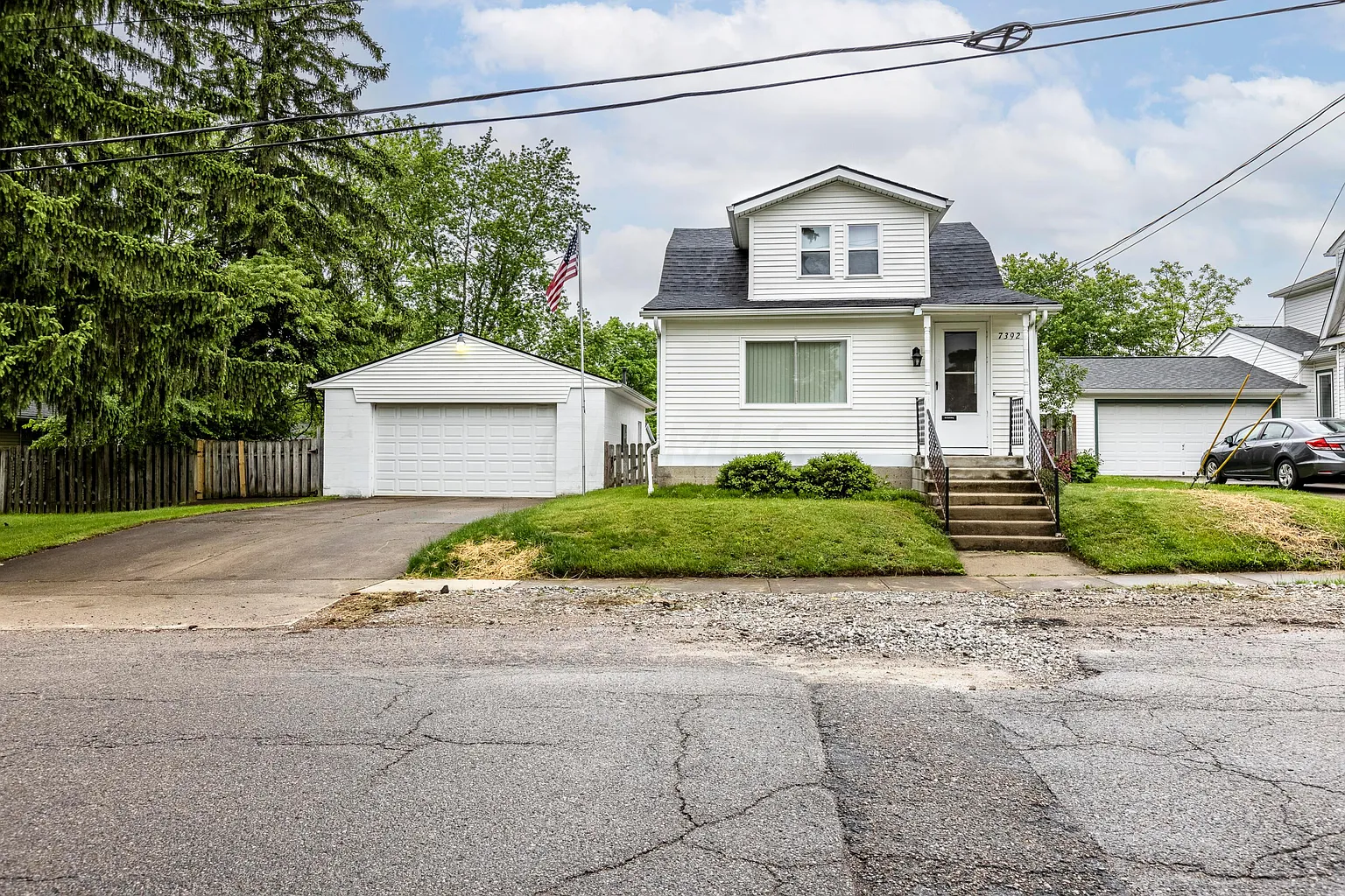 7392 E Bryden Rd photo 1