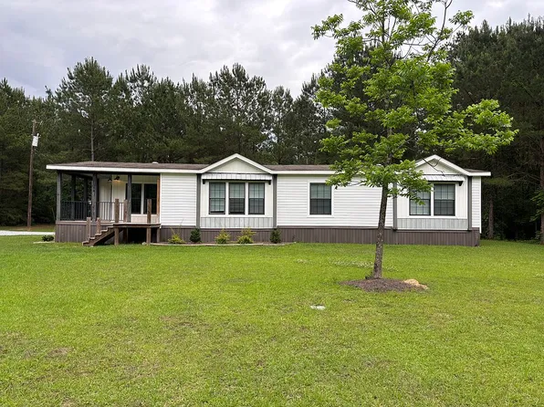 62 Forest Barnes Rd, Petal, MS 39465