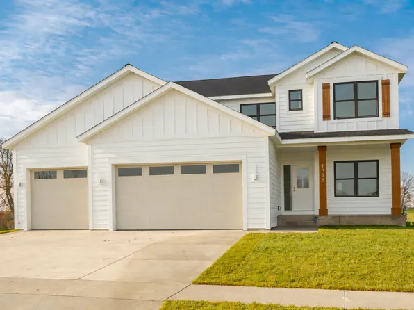 3435 NE Stonehedge Dr NE, Rochester, MN 55902