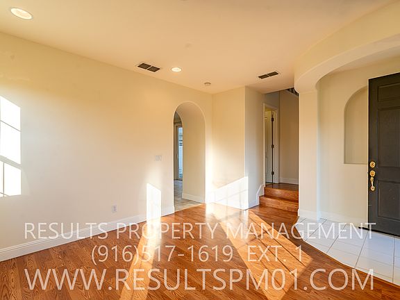 3rd image of 1457 Morning Glory Ln