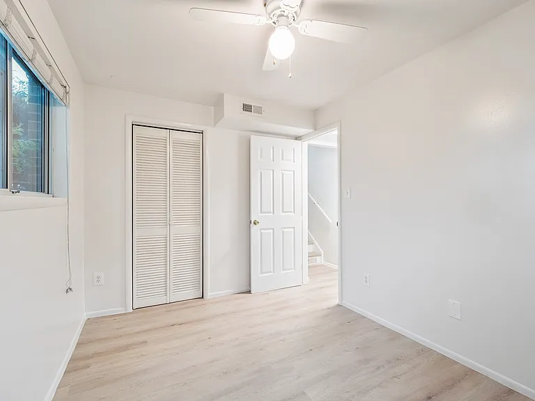 6017 W Jefferson Pl — Photo 15
