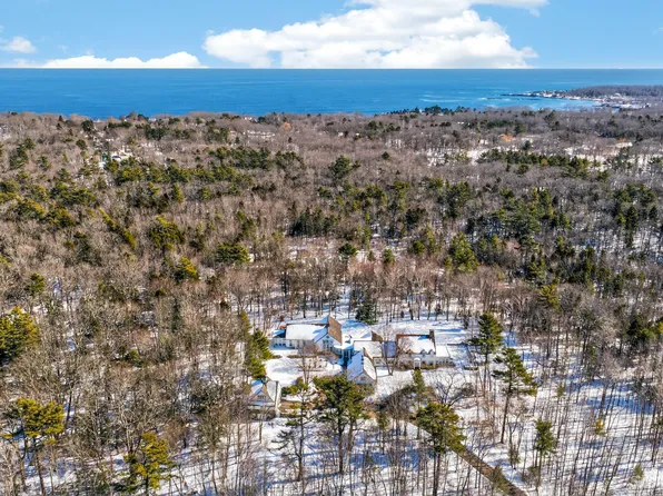 3 Canter Lane, Cape Elizabeth, ME 04107