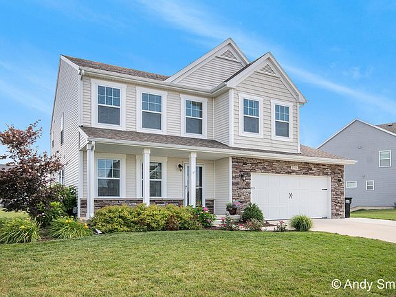 3rd image of 2394 Mary Beth Ln