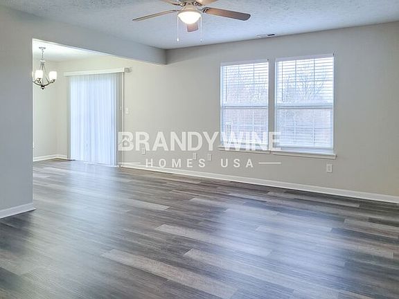5th image of 10810 Bellflower Ct