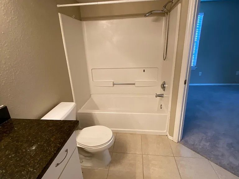 5028 Park Central Dr #2128 — Photo 13