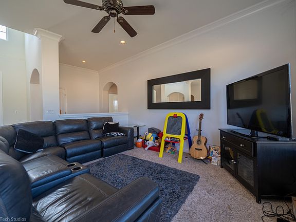 9907 Deschutes Rd-17