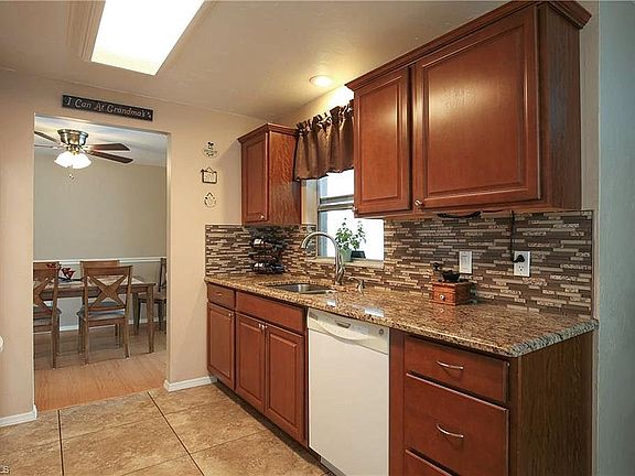 4th image of 9205 San Carlos Blvd