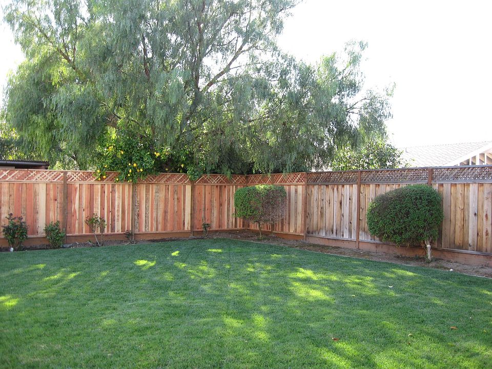 2nd image of 209 Vineyard Dr