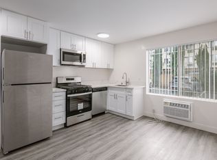 6861 Sepulveda Blvd #28A, Van Nuys, CA 91405