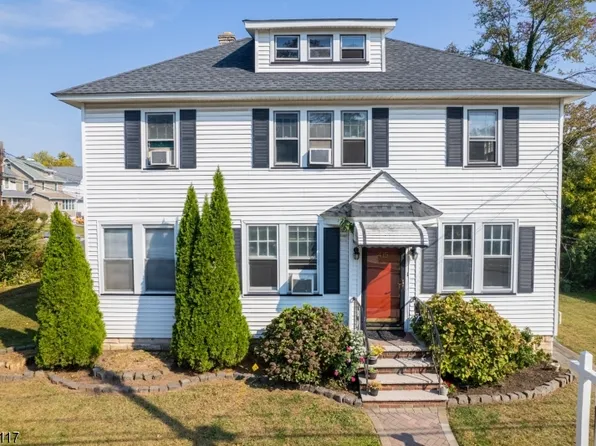 415 Poplar St, Roselle Boro, NJ 07203