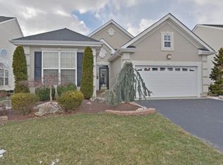 15 Palomino Dr, Manalapan, NJ 07726