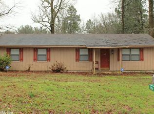 9406 McKevin Rd, Pine Bluff, AR 71603