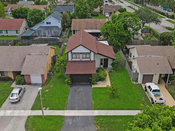 3253 NW 104 Avenue, Sunrise, FL 33351