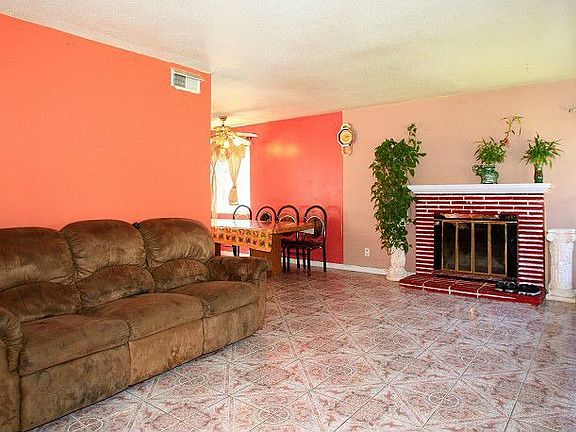3rd image of 1465 Prospect Ave