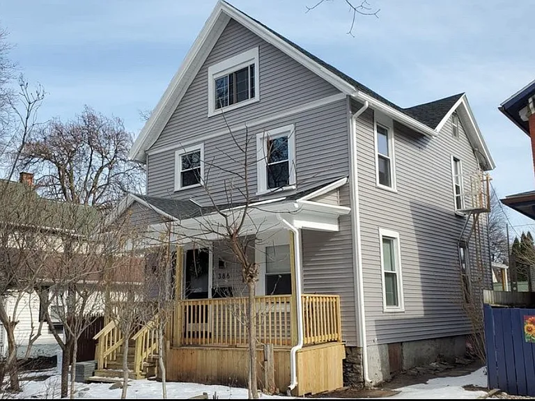 386 Broadway — Photo 1