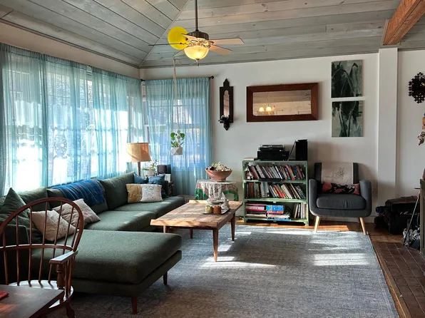 (undisclosed Address), Rhinebeck, NY 12572