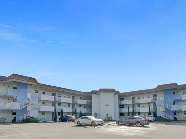 1400 Tallwood Ave APT 204, Hollywood, FL 33021
