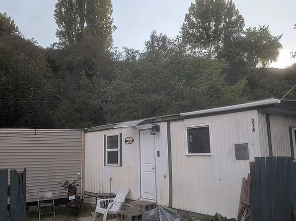 1155 SE Professional Mall Blvd Trailer 214, Pullman, WA 99163