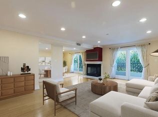 10417 Louisiana Ave APT 303, Los Angeles, CA 90025