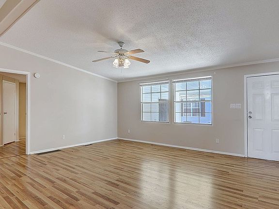 2nd image of 211 Sweet Ln