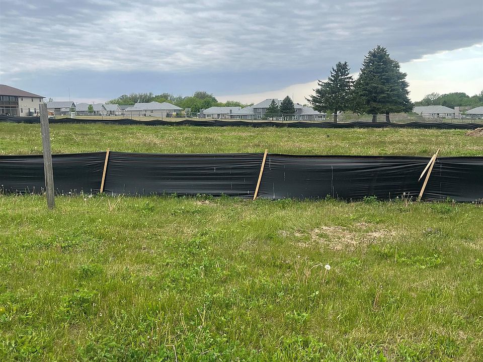 1st image of 4988 Park Valley Dr