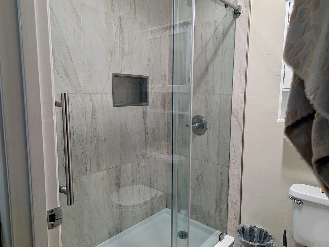 1 bed, 1.0 bath, 947 sqft, $2,800 — Photo 3
