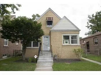 12241 S Michigan Ave photo 1