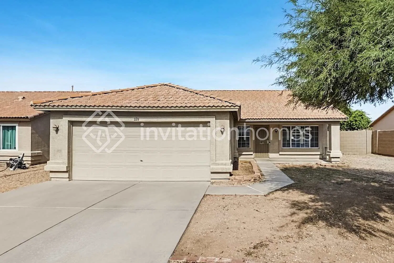 1124 W 13th Ave Apache Junction, AZ 85120 — Photo 1