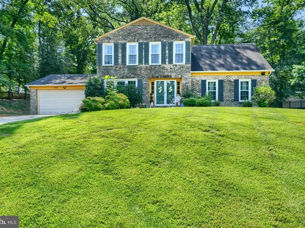 12916 Asbury Dr, Fort Washington, MD 20744